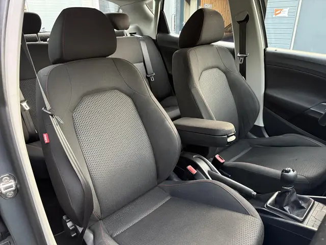 SEAT Ibiza 1.2 TSI FR 2015 Benzine 13