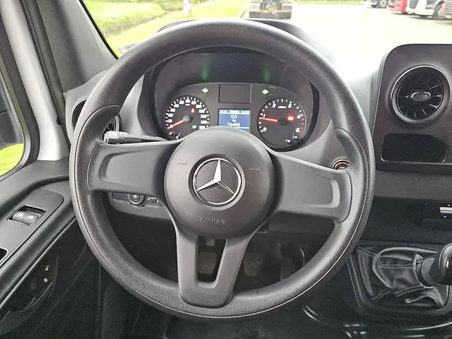 Mercedes-Benz Sprinter 311 2023 Diesel 10