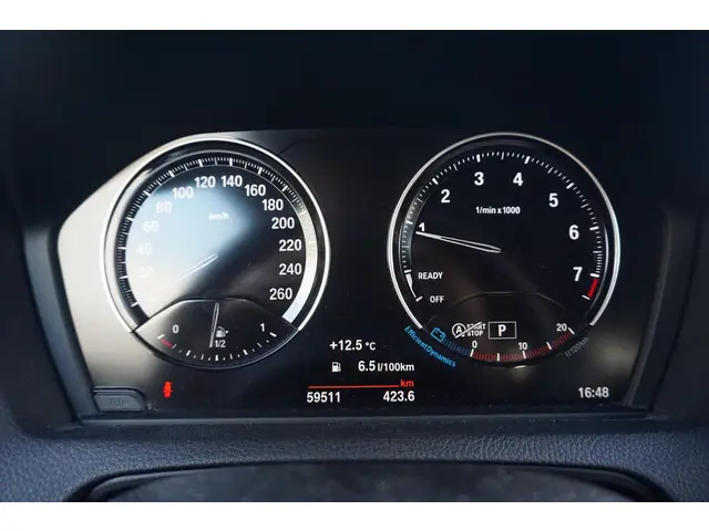 BMW 1 Serie 118i 2018 Benzine 13