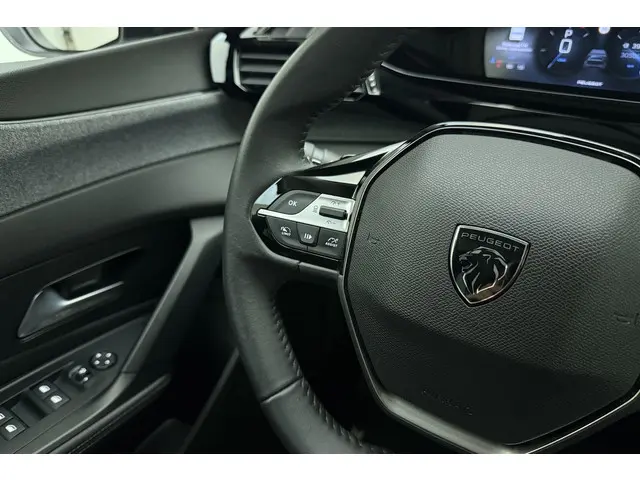 Peugeot 308 SW 1.2 PureTech Allure 2024 Benzine 19