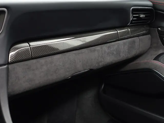 Porsche 911 Cabrio 3.0 Carrera 4 GTS 2017 Benzine 11