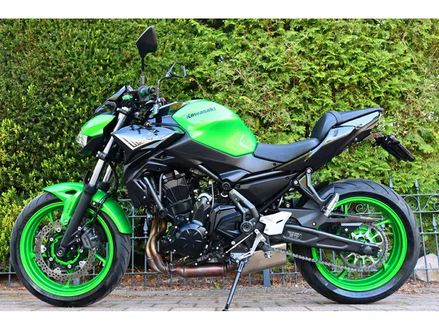 Kawasaki Z650 ABS 50kw 2021 Benzine 4