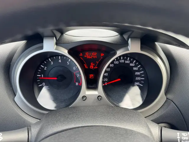 Nissan Juke 1.6 Tekna AUTOMAAT bomvol luxe 2012 Benzine 16