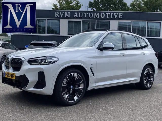 BMW iX3 High Executive 80 kWh 2022 Elektrisch