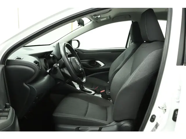 Toyota Yaris 1.5 Hybrid Dynamic 2022 Hybride Benzine 16