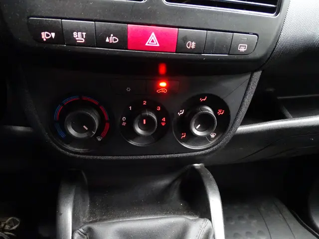 Opel Combo 1.3 CDTi L1H1 Edition 2018 Diesel 11