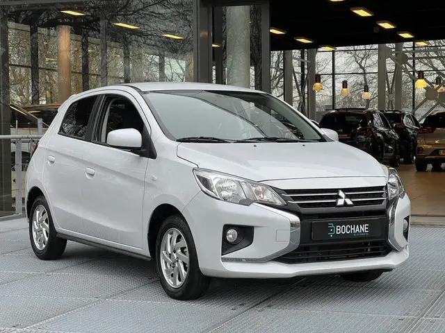 Mitsubishi Space Star 1.2 Dynamic 2024 Benzine 29