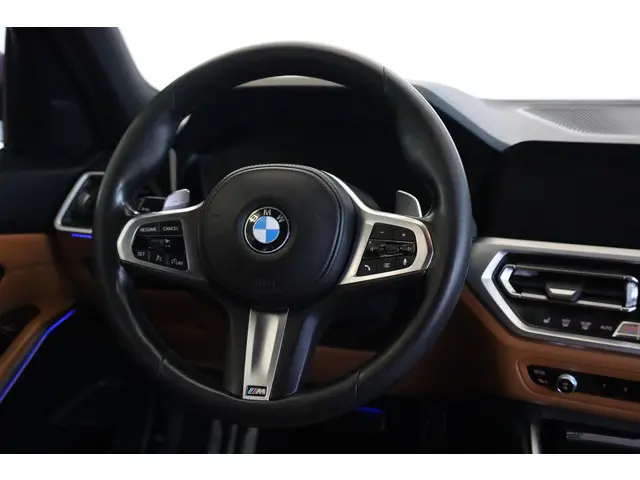 BMW 3 Serie Sedan 320i 2019 Benzine 11
