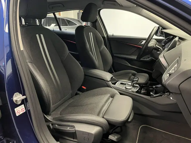 BMW 1 Serie 118i Sport Line 2020 Benzine 13