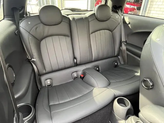 MINI Cooper Mini 2.0 John Works Essential 2021 Benzine 24