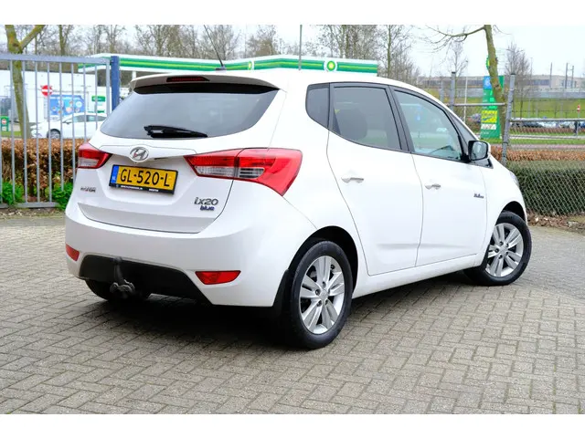 Hyundai ix20 1.4i Go! Navi|Cam|LMV 2015 Benzine 3