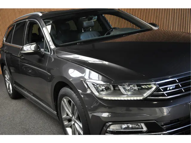Volkswagen Passat Variant 1.4 TSI ACT 2018 Benzine 26