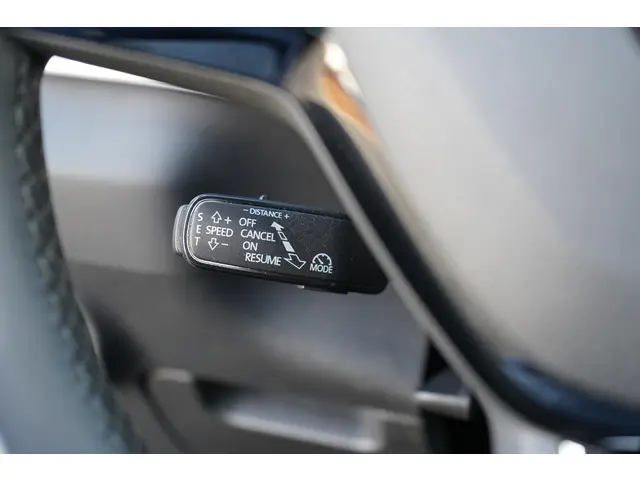 Škoda Karoq 1.5 TSI ACT Style 2018 Benzine 28