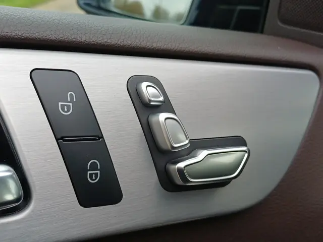 Mercedes-Benz GLE 500 e 4MATIC 2017 Hybride Benzine 31