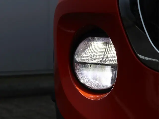 MINI Cooper Pepper 2018 Benzine 10