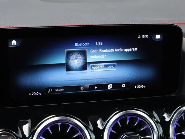 Mercedes-Benz EQA 250+ AMG Line 71 kWh 2023 Elektrisch 26