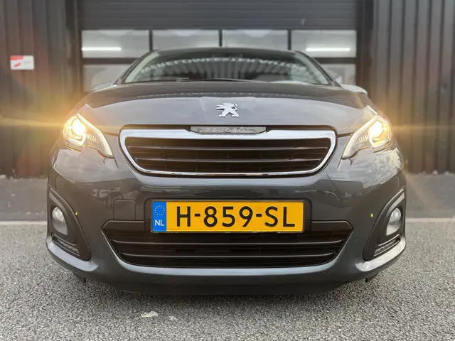 Peugeot 108 1.0 e-VTi Active 2020 Benzine 28