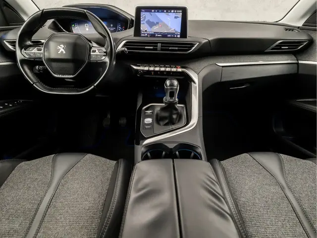 Peugeot 3008 1.2 PureTech Sport 2016 Benzine 6