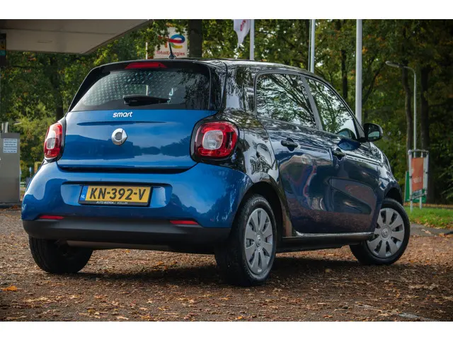 Smart Forfour 1.0 Pure 2016 Benzine 30