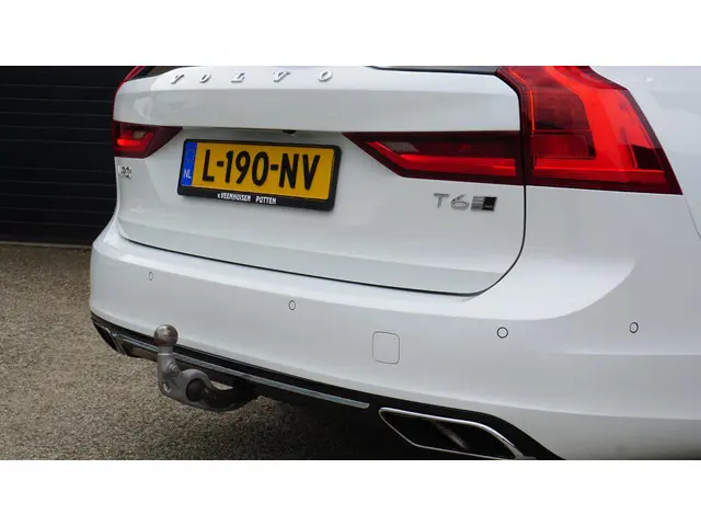 Volvo V90 2.0 T6 320PK AWD Inscription 2017 Benzine 82