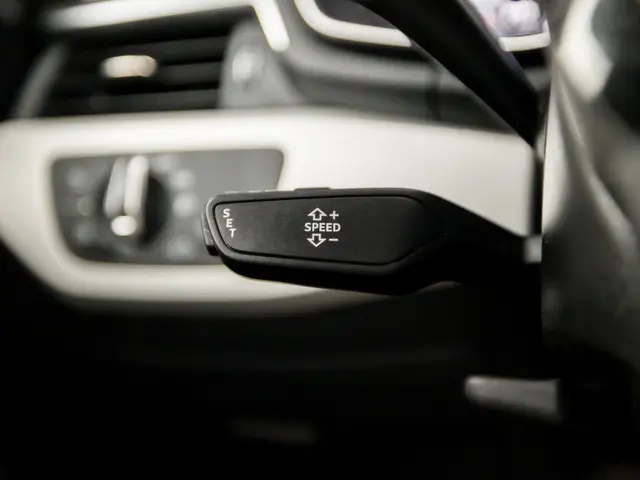 Audi A4 Avant 35 TFSI Sport Launch 2020 Benzine 22