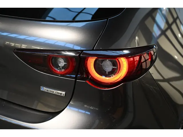 Mazda 3 e-SkyActiv-G 140 automaat Homura 2025 Benzine 6