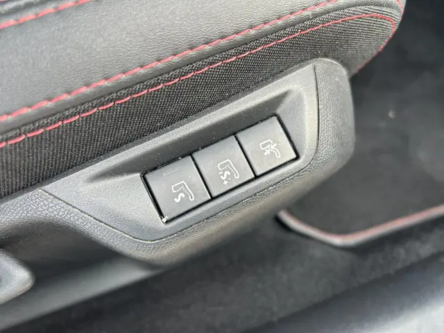 Peugeot 308 SW 1.2 Turbo 130 PK GT 2020 Benzine 24