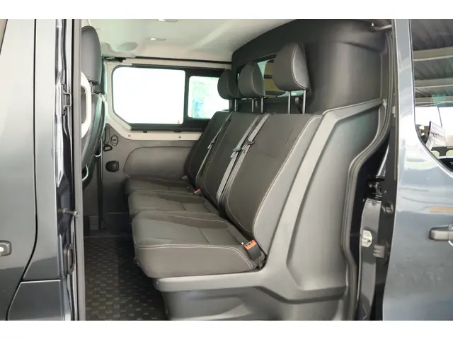 Renault Trafic 2.0 dCi 170 T29 L2H1 DC Luxe 2023 Diesel 12