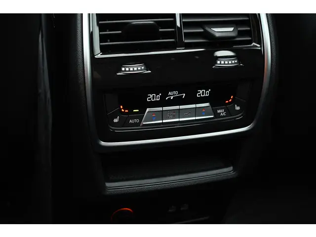 BMW X5 xDrive50e M-Sport Pro 2023 Hybride Benzine 44