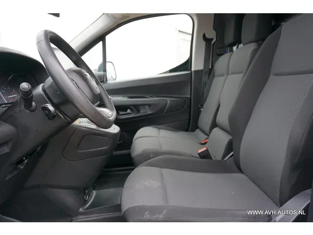 Toyota ProAce CITY 1.2 Turbo Cool 2021 Benzine 6