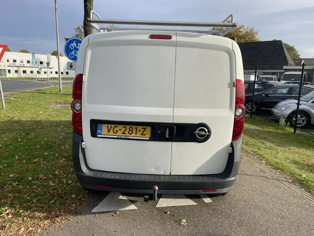 Opel Combo 1.3 CDTi L1H1 ecoFLEX 2014 Diesel 6
