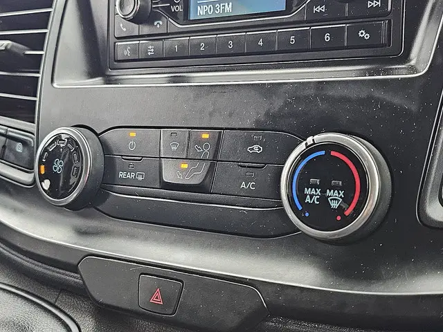 Ford Transit KOMBI 300 2019 Diesel 10