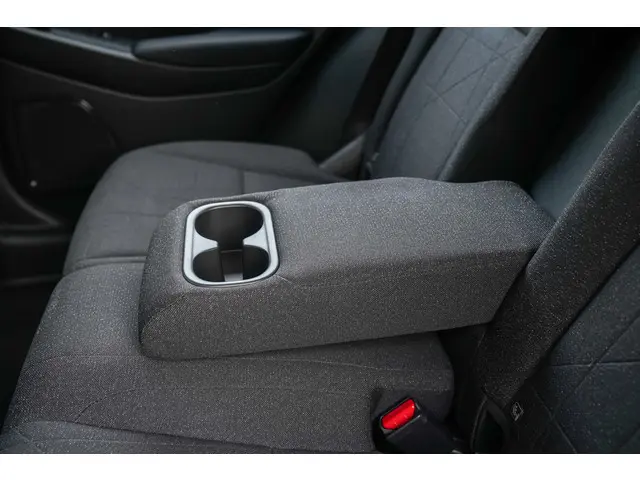 Honda HR-V 1.5i e:HEV ELEGANCE 2022 Hybride Benzine 26