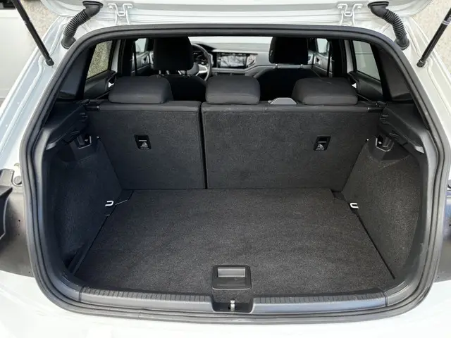 Volkswagen Polo 1.0 TSI 3X R-Line Business 2022 Benzine 12