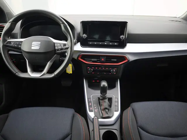 SEAT Arona 1.5TSI/150PK FR DSG 2023 Benzine 4