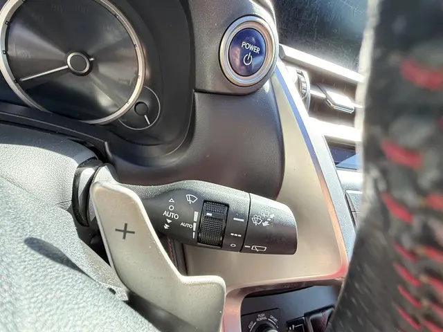 Lexus NX 300h AWD F Sport Line 2014 Hybride Benzine 15