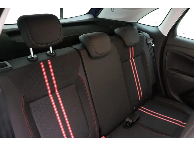 Opel Crossland 1.2 Turbo GS-Line 2023 Benzine 15