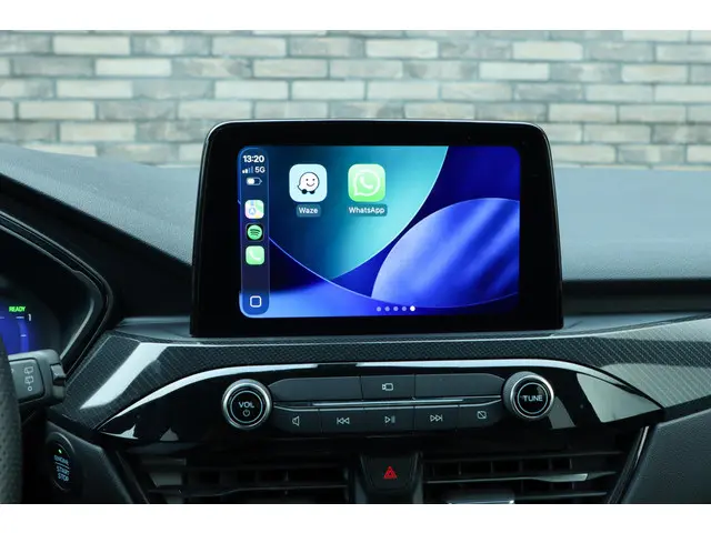 Ford Kuga 2.5 PHEV ST-Line X 2023 Hybride Benzine 35