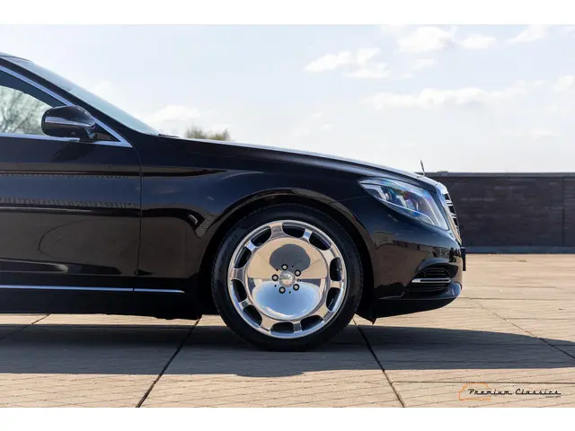 Mercedes-Benz S-Klasse 500 Maybach 2015 Benzine 23