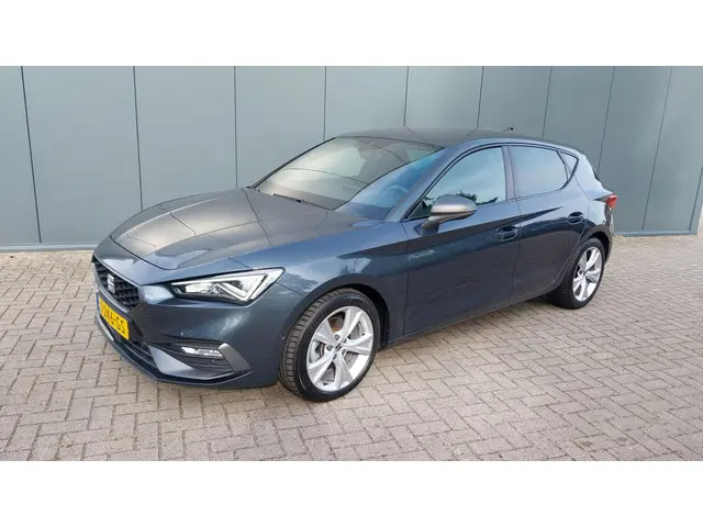 SEAT Leon 1.5 TSI FR Launch Edition 2020 Benzine
