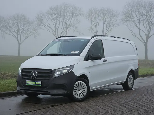 Mercedes-Benz Vito 116 2024 Diesel 2