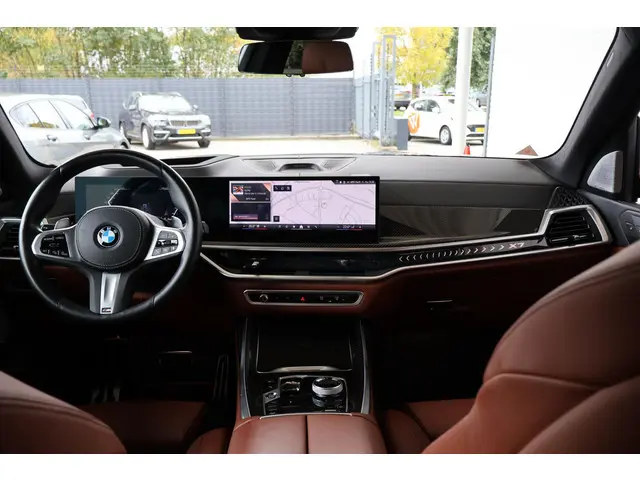 BMW X7 xDrive40i 2023 Benzine 13