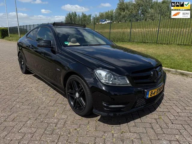 Mercedes-Benz C-Klasse Coupé 180 Edition 1 2012 Benzine