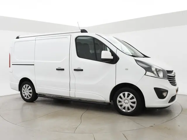 Opel Vivaro 1.6 CDTI 145 PK 2016 Diesel 12