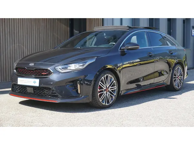 Kia ProCeed 1.6 T-GDI 205pk GT 2019 Benzine 4