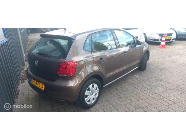 Volkswagen Polo 1.2 Easyline 2012 Benzine 18