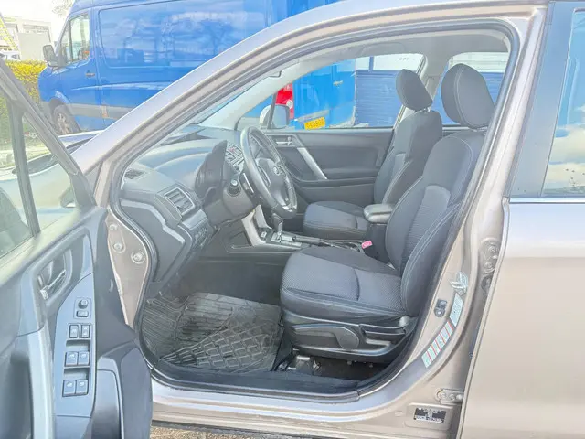 Subaru Forester 2.0 Comfort ((( AUTOMAAT )) 2015 Benzine 9