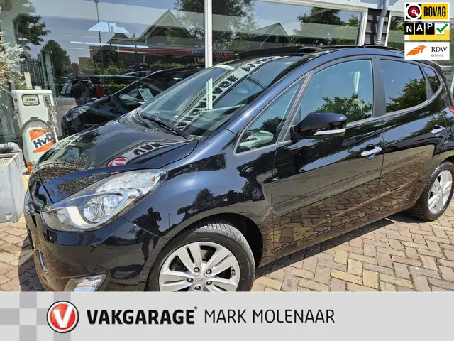 Hyundai ix20 1.6i Go! automaat,panorama,camera 2013 Benzine