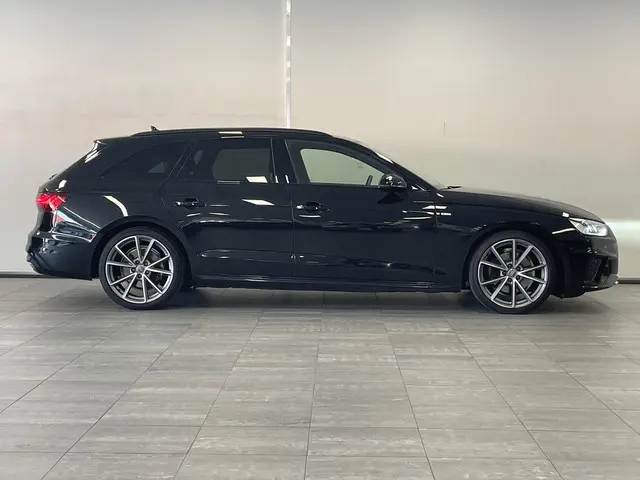 Audi A4 Avant 40 TFSI S edition 2020 Benzine 14