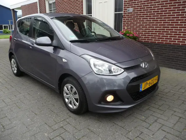 Hyundai i10 1.0i i-Motion Comfort 2016 Benzine 6